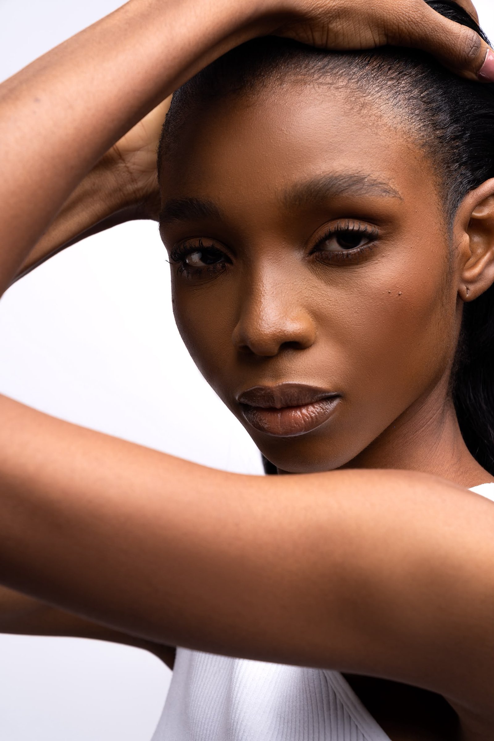 STEPHANIE AGBASI — Stylé Model Management